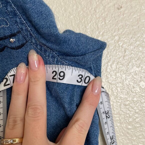 Vintage Classic Style | Timeless Retro Fashion | Unique Collectible Find - Picture 4 of 5